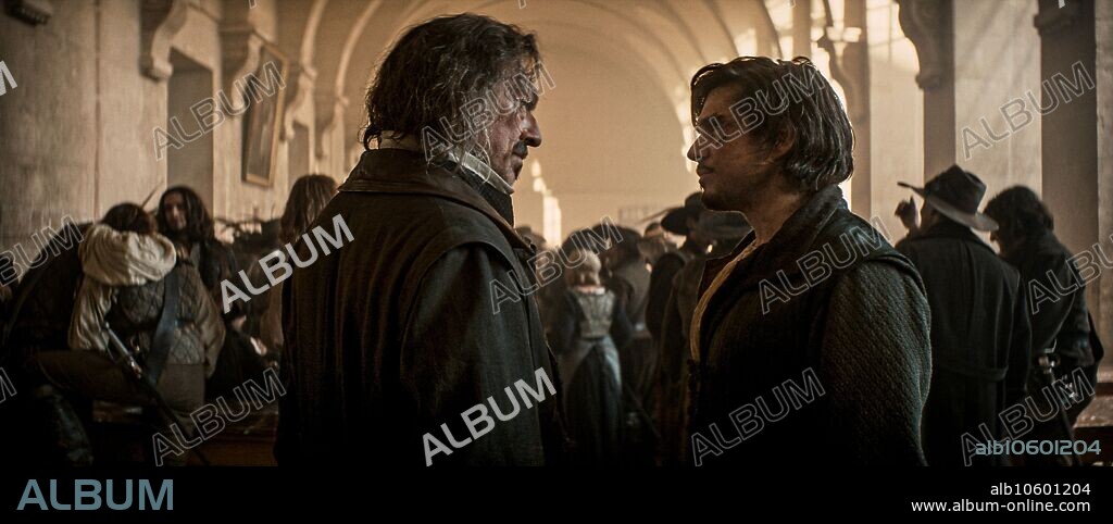 FRANÇOIS CIVIL y VINCENT CASSEL en TRES MOSQUETEROS: LOS TRES MOSQUETEROS: MILADY, 2023 (LES TROIS MOUSQUETAIRES: MILADY), dirigida por MARTIN BOURBOULON. Copyright Pathé, Chapter 2, Constantin Film, M6 Films, Radar Films.