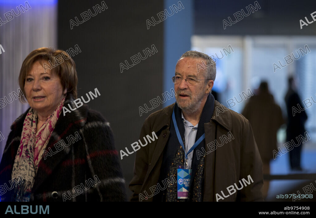 Madrid, 12/02/2017. Xviii congreso del partido Popular. Comité ejecutivo Nacional. En la Imagen, Pedro Arriola y celia Villalobos. Foto: Ignacio Gil. Archdc.
