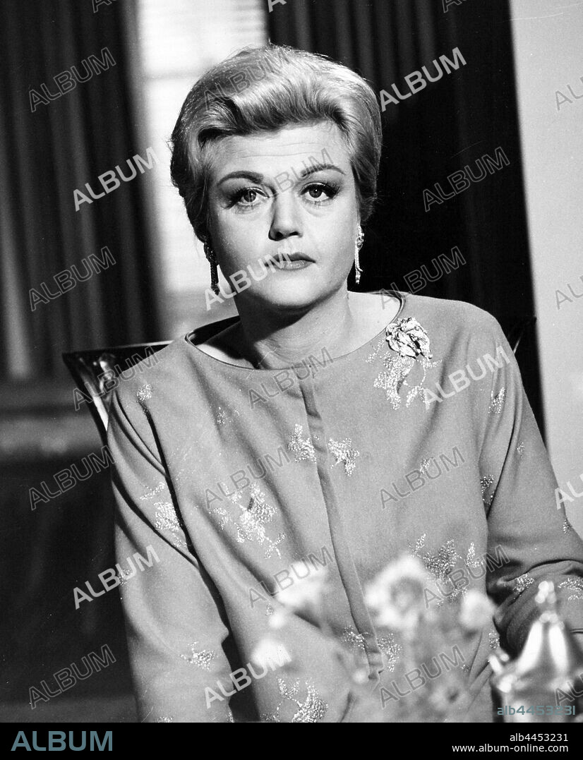ANGELA LANSBURY in THE MANCHURIAN CANDIDATE, 1962, directed by JOHN FRANKENHEIMER. Copyright UNITED ARTISTS.
