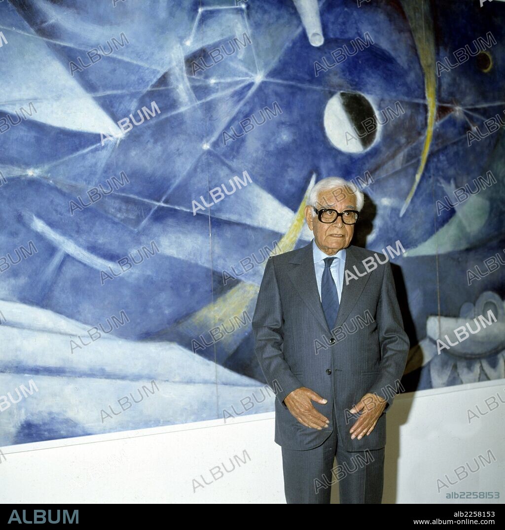 RUFINO TAMAYO. TAMAYO , RUFINO. PINTOR MEXICANO. 1899 - 1991. FOTOGRAFIA EN LA EXPOSICION DEL AÑO 1988 EN MADRID.