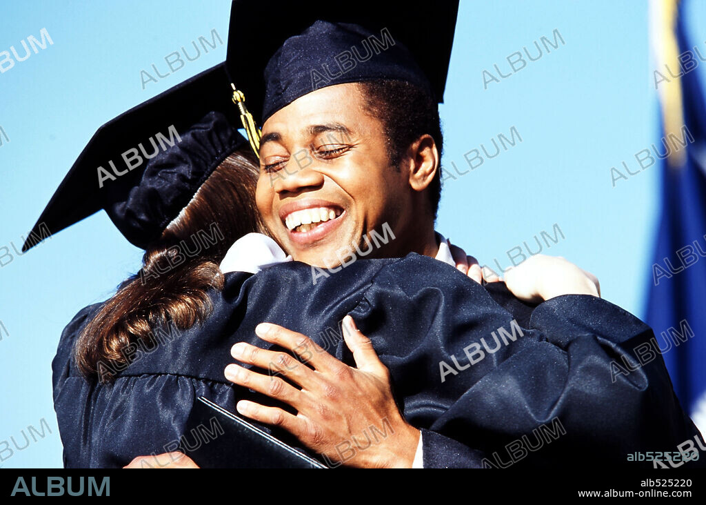 CUBA GOODING JR. en ME LLAMAN RADIO, 2003 (RADIO), dirigida por MICHAEL TOLLIN. Copyright COLUMBIA PICTURES.