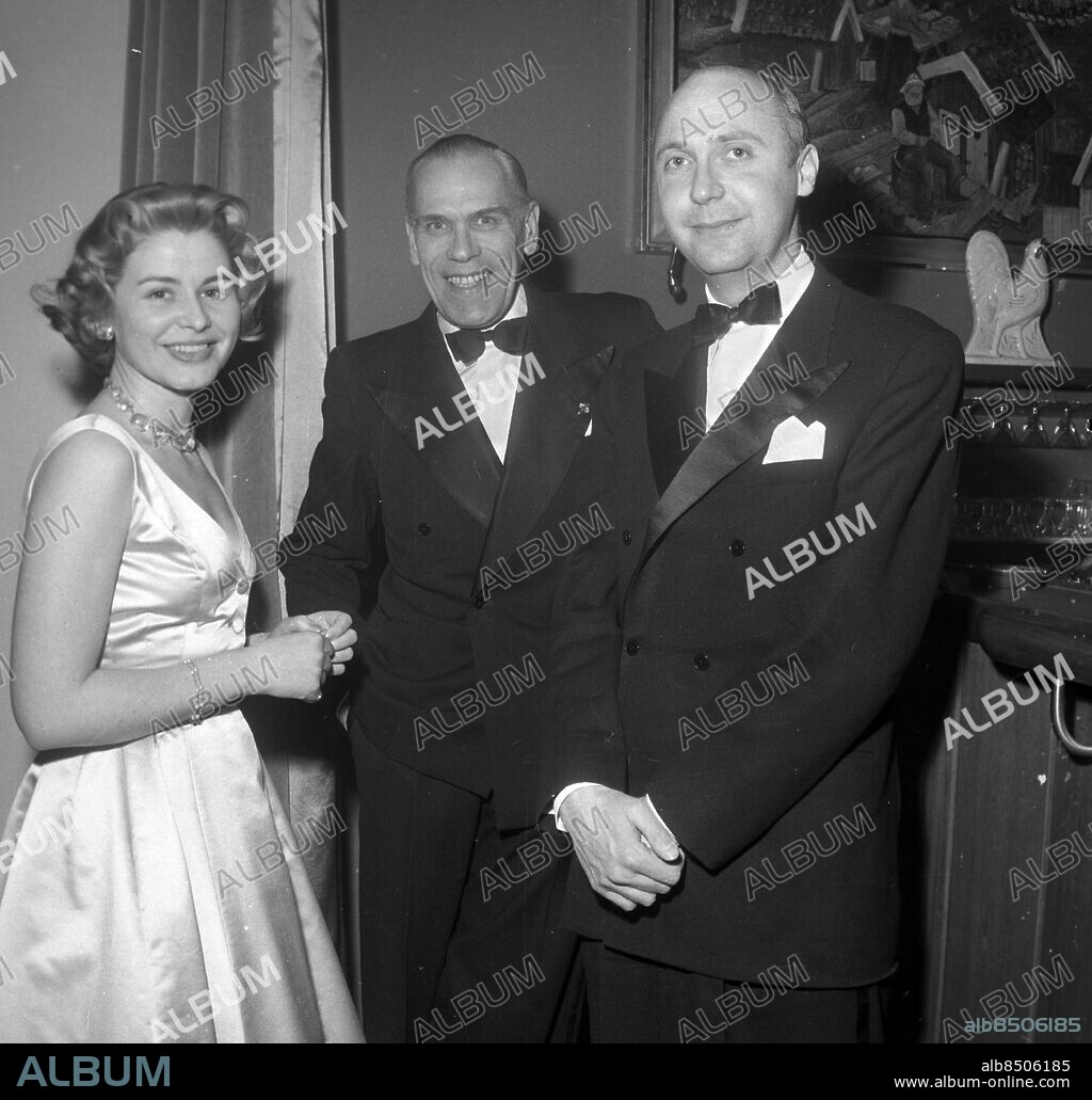 Göteborg 1958-03-19 - Invigning av restaurang Lorensberg . - Fr v filmstjärnan Maj-Britt Nilsson med maken Per Gerhard (th) *** Local Caption *** GT - Foto: Kjell Corneliusson . Krep Låda: 2011-09 . KAMERAREPORTAGE.