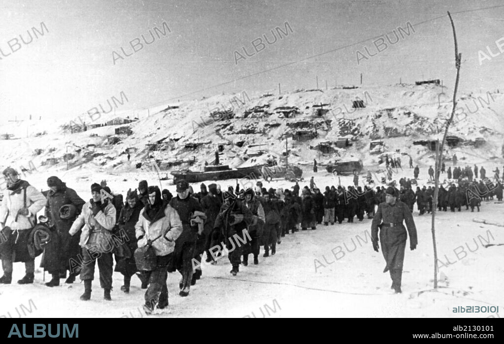 Marching german prisoners of war towards the volga, january 1943, stalingrad.
