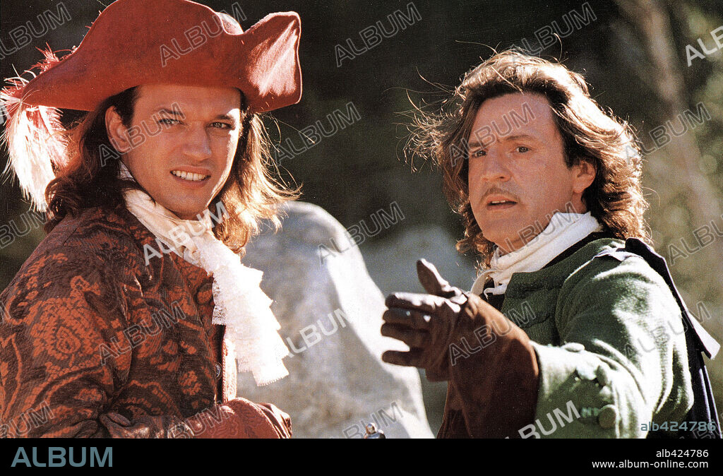 DANIEL AUTEUIL and VINCENT PEREZ in LE BOSSU, 1997, directed by PHILIPPE DE BROCA.