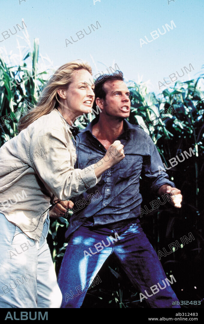 BILL PAXTON und HELEN HUNT in TWISTER, 1996, unter der Regie von JAN DE BONT. Copyright UNIVERSAL PICTURES / JAMES, DAVID.