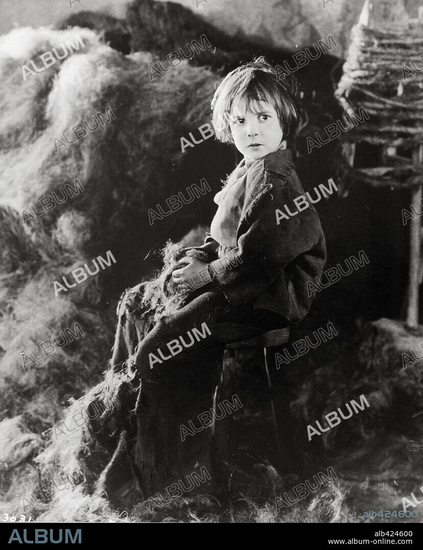 JACKIE COOGAN in OLIVER TWIST, 1922, directed by FRANK LLOYD. Copyright ASSOCIATED FIRST NATIONAL PICTURES.