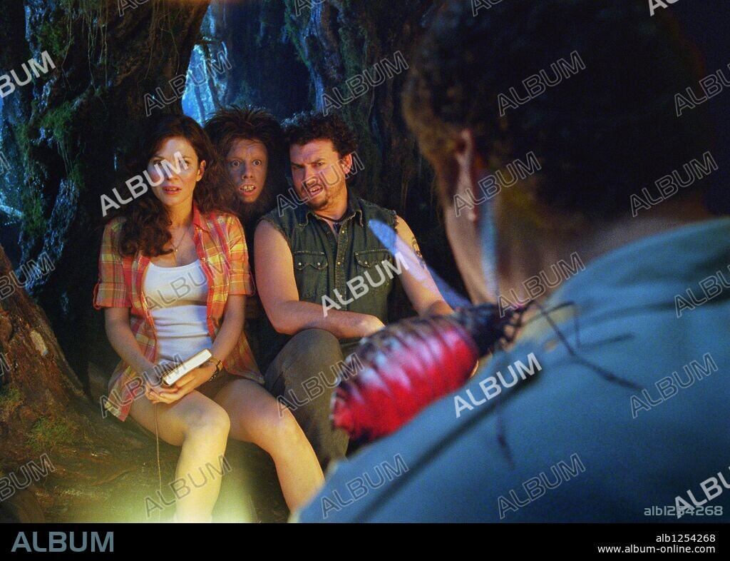 ANNA FRIEL, DANNY MCBRIDE und JORMA TACCONE in LAND OF THE LOST, 2009, unter der Regie von BRAD SILBERLING. Copyright MOSAIC MEDIA GROUP.