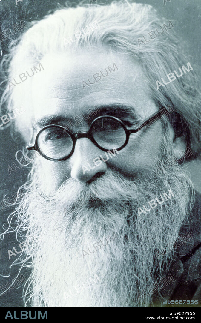 Ramón María del Valle Inclán (1869-1936), Spanish writer.