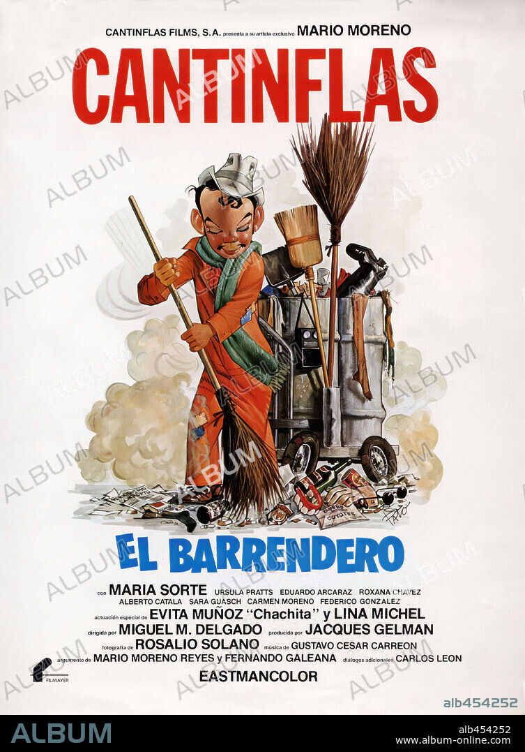 CANTINFLAS in EL BARRENDERO, 1982, directed by MIGUEL M. DELGADO. Copyright CANTINFLAS FILMS, S.A.