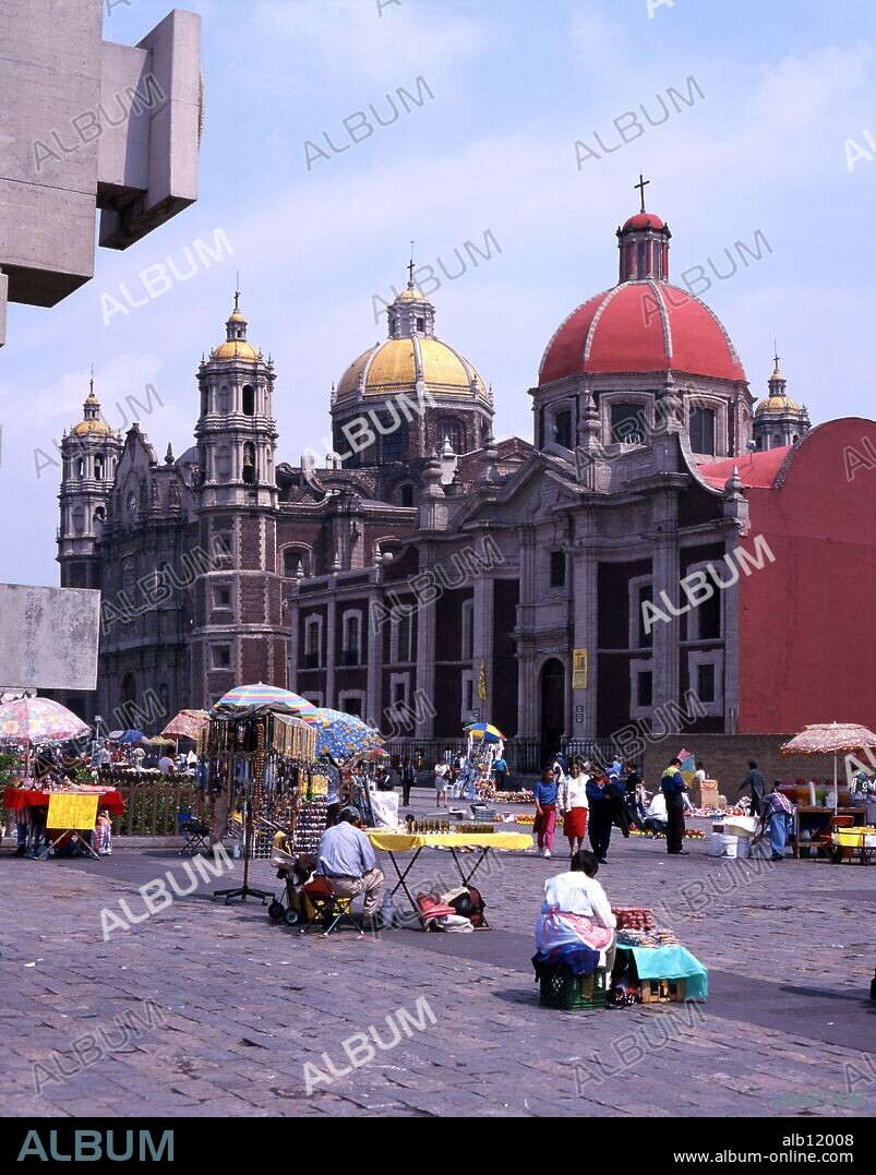 Mexico.Mexico D.F. .Villa de Guadalupe.Parroquia de Capuchinas y Basilica antigua.Siglo XVIII.