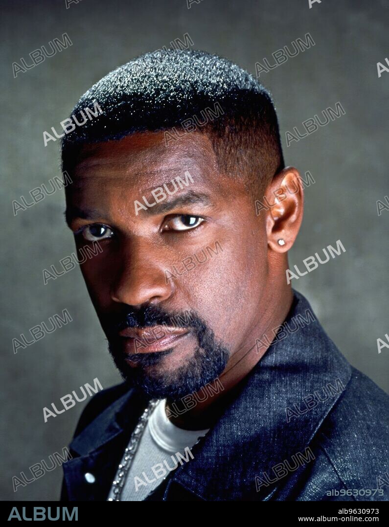 DENZEL WASHINGTON en TRAINING DAY: DÍA DE ENTRENAMIENTO, 2001 (TRAINING DAY), dirigida por ANTOINE FUQUA. Copyright WARNER BROS. PICTURES.