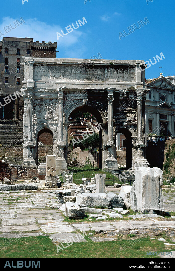Italy. Rome. Arch of Septimius Severus. Triumphal arch dedicated in AD 203 to commemorate the Parthian victories of Emperor Septimius Severus and his two sons, Caracalla and Geta. Roman Forum.