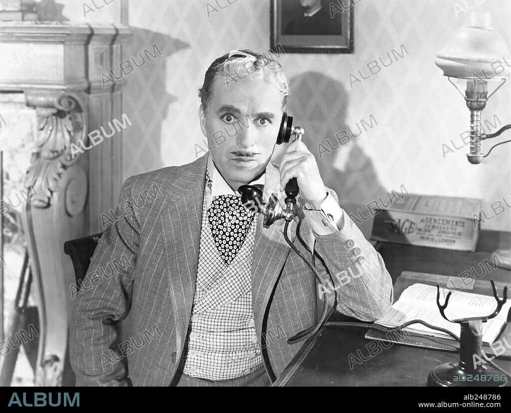 CHARLIE CHAPLIN en MONSIEUR VERDOUX, 1947, dirigida por CHARLES CHAPLIN. Copyright UNITED ARTISTS.