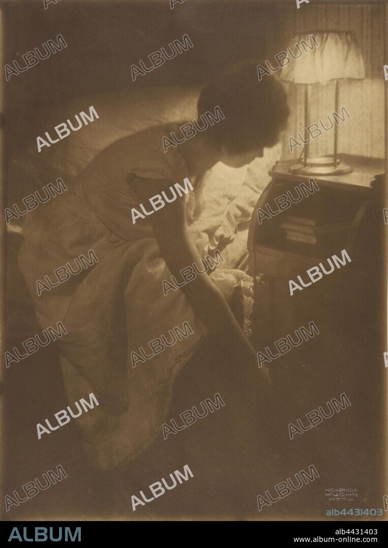 Miss Mary Warner at Her Night Table, Heinrich Kühn (Austrian, born Germany, 1866 - 1944), Austria, 1907, Gum bichromate and platinum print, 38.1 x 28.6 cm (15 x 11 1/4 in.).