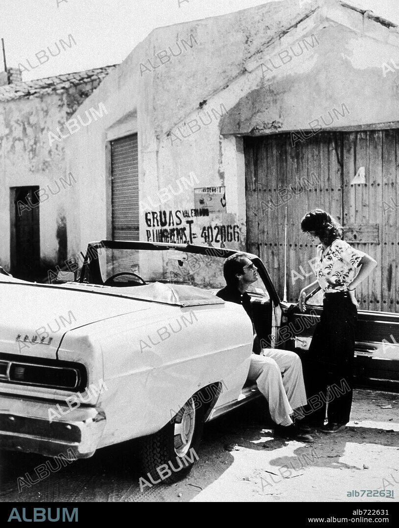 JACK NICHOLSON and MARIA SCHNEIDER in THE PASSENGER, 1975 (PROFESSIONE: REPORTER), directed by MICHELANGELO ANTONIONI. Copyright M.G.M / STEINER, FLORIANO.
