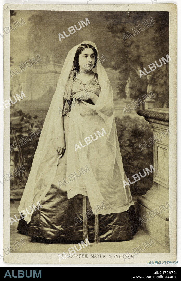 Portrait of Céline Montaland (1843-1891), actress, Mayer Frères et Pierson, Photographer, Between 1860 and 1890, 2nd half of the 19th century, Graphic Arts, Photography, Albumen print, Height: 8.9 cm, Width: 5.8 cm.