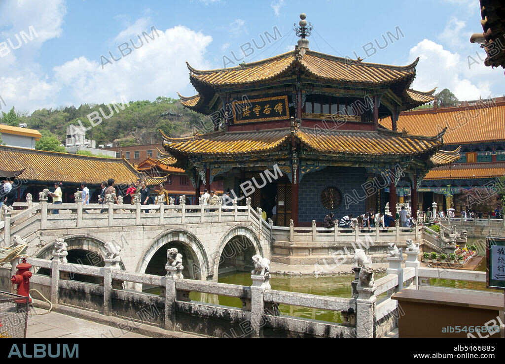 The Yuantong Temple dates originally from the Nanzhao Kingdom at the time of the Tang Dynasty (618 - 907). After two major restorations and expansion in the Chenghua period (1465-1487) of the Ming Dynasty and the 24th year of Emperor Kangxi's rule (1686) of the Qing Dynasty, the temple took on its present design, with covered corridors, bridges and grand halls. Nanzhao (also Nanchao and Nan Chao) was a Buddhist kingdom that flourished in what is now southern China and Southeast Asia during the 8th and 9th centuries.