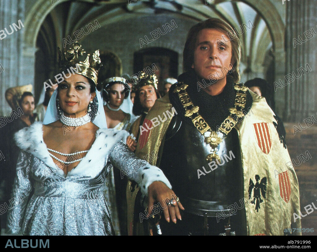 JUANITO NAVARRO y LOLA FLORES en JUANA LA LOCA... DE VEZ EN CUANDO, 1983. Copyright CONSTAN FILMS S.A/JOSE FRADE PRODUCCIONES CINEMATOGRAFICAS.