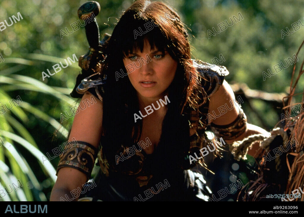 LUCY LAWLESS in XENA: WARRIOR PRINCESS, 1995, directed by RICK JACOBSON. Copyright MCA TELEVISION/RENAISSANCE PICTURES/STUDIOS USA TV/UNIVERSAL.
