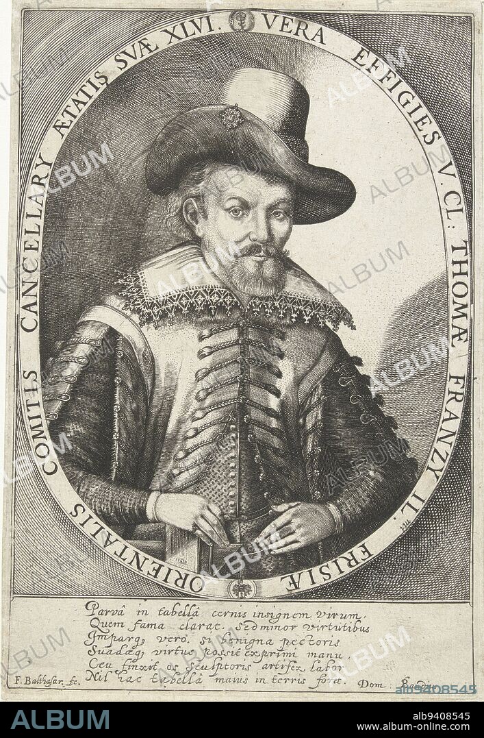 Portrait of Thomas Franzius, in oval with edge lettering. Below the portrait a Latin verse by Dominicus Baudius., Portrait of Thomas Franzius at age 46, print maker: Floris Balthasarsz. van Berckenrode, (mentioned on object), Dominicus Baudius, (mentioned on object), Delft, 1610, paper, engraving, h 162 mm × w 111 mm.