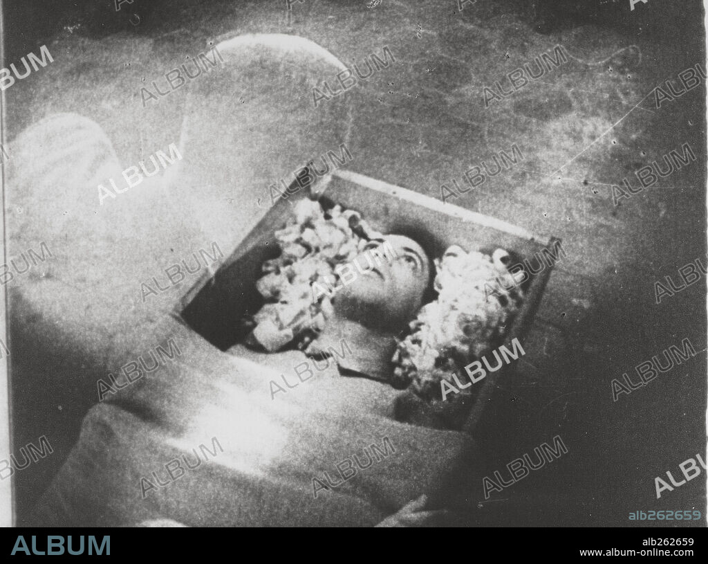 VAMPYR, 1932, directed by CARL THEODOR DREYER. Copyright DREYER-TOBIS-KLANGFILM.
