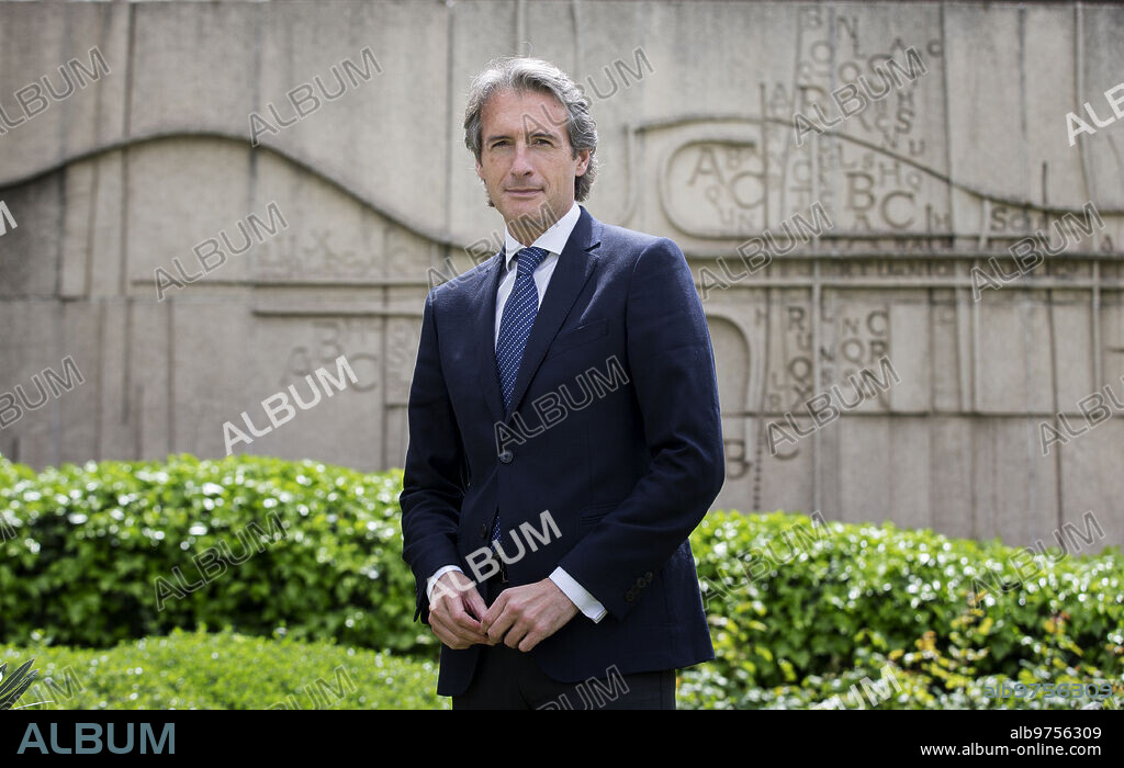 Archdc. Madrid, 28 de abril de 2015. Entrevista A Iñigo de la serna alcalde de Santander. Foto: Ignacio Gil.