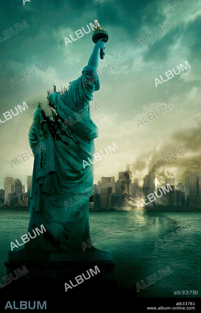Poster of CLOVERFIELD, 2008, directed by MATT REEVES. Copyright BAD ROBOT/PARAMOUNT PICTURES.