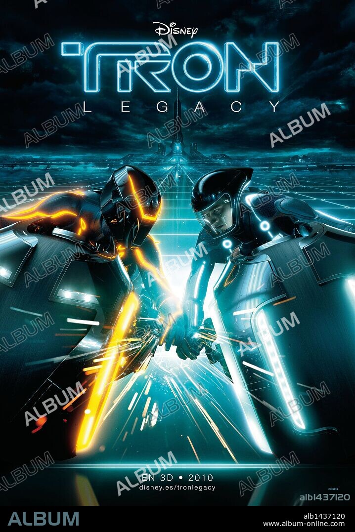 Poster de TRON: LEGACY, 2010, dirigida por JOSEPH KOSINSKI. Copyright LIVEPLANET/WALT DISNEY PRODUCTIONS.