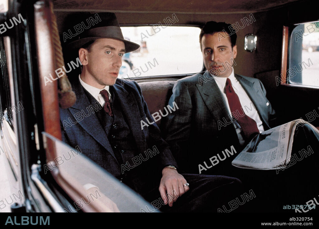 ANDY GARCIA y TIM ROTH en HAMPONES [HOODLUM], 1997 (HOODLUM), dirigida por BILL DUKE. Copyright UNITED ARTISTS / WEINSTEIN, MICHAEL.