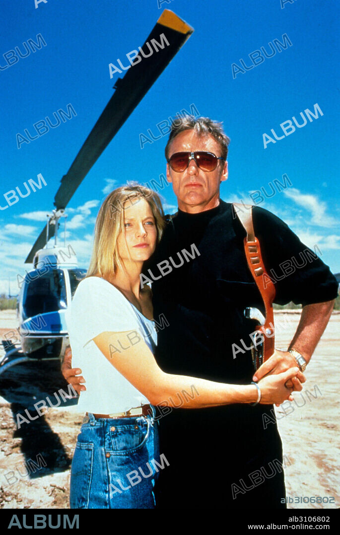 DENNIS HOPPER y JODIE FOSTER en CAMINO DE RETORNO, 1990 (CATCHFIRE), dirigida por DENNIS HOPPER. Copyright VESTRON PICTURES.
