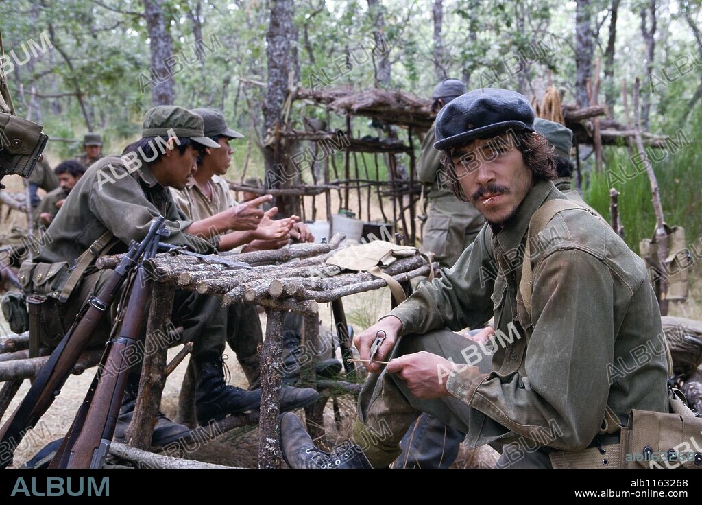OSCAR JAENADA en CHE: GUERRILLA, 2008 (CHE: PART TWO), dirigida por STEVEN SODERBERGH. Copyright Laura Bickford productions/morena films/ telecinco.
