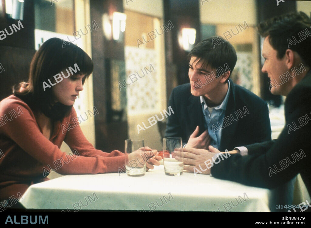 JOSH HARTNETT, MATTHEW LILLARD y ROSE BYRNE en OBSESION [WICKER PARK], 2004 (WICKER PARK), dirigida por PAUL MCGUIGAN. Copyright METRO GOLDWYN MAYER / DORY, ATTILA.