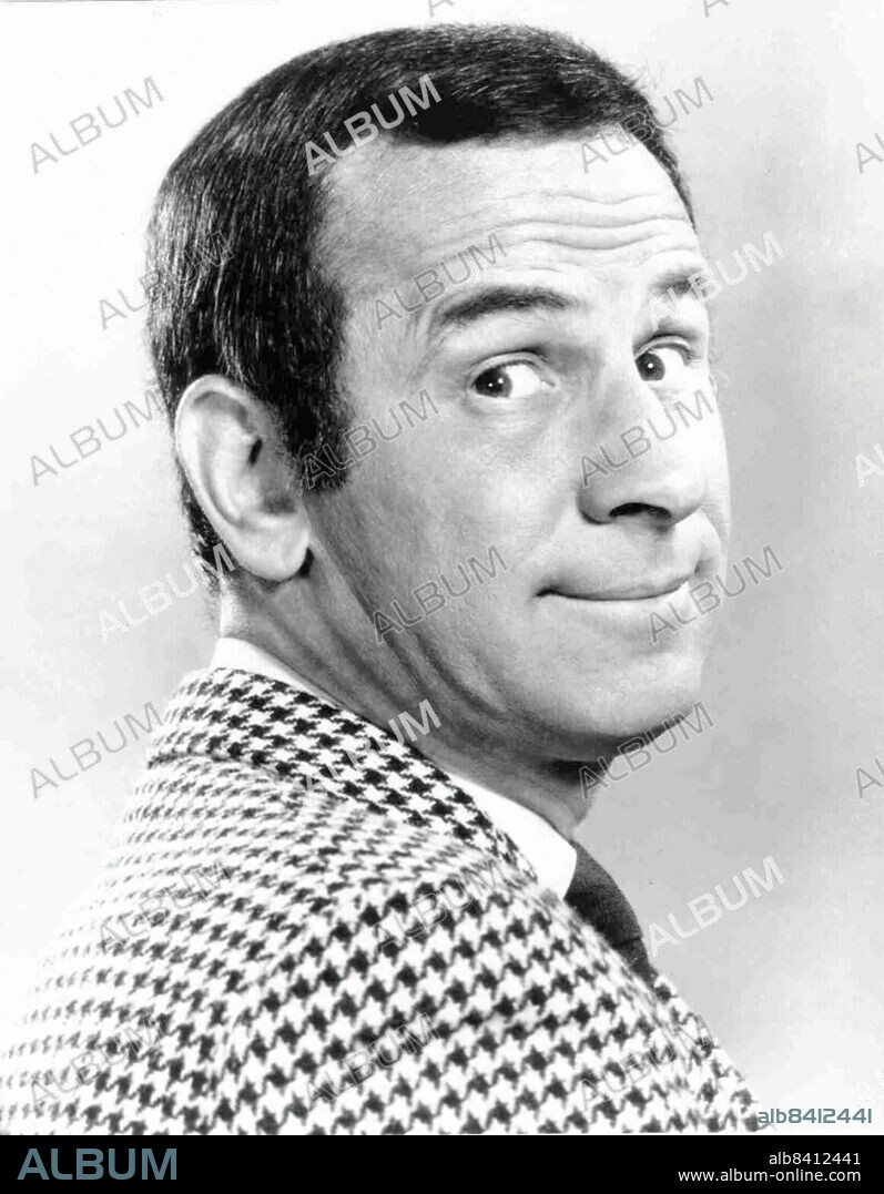 DON ADAMS in GET SMART, 1965, directed by BRUCE BILSON, DON ADAMS and GARY NELSON. Copyright CBS TV/NBC.