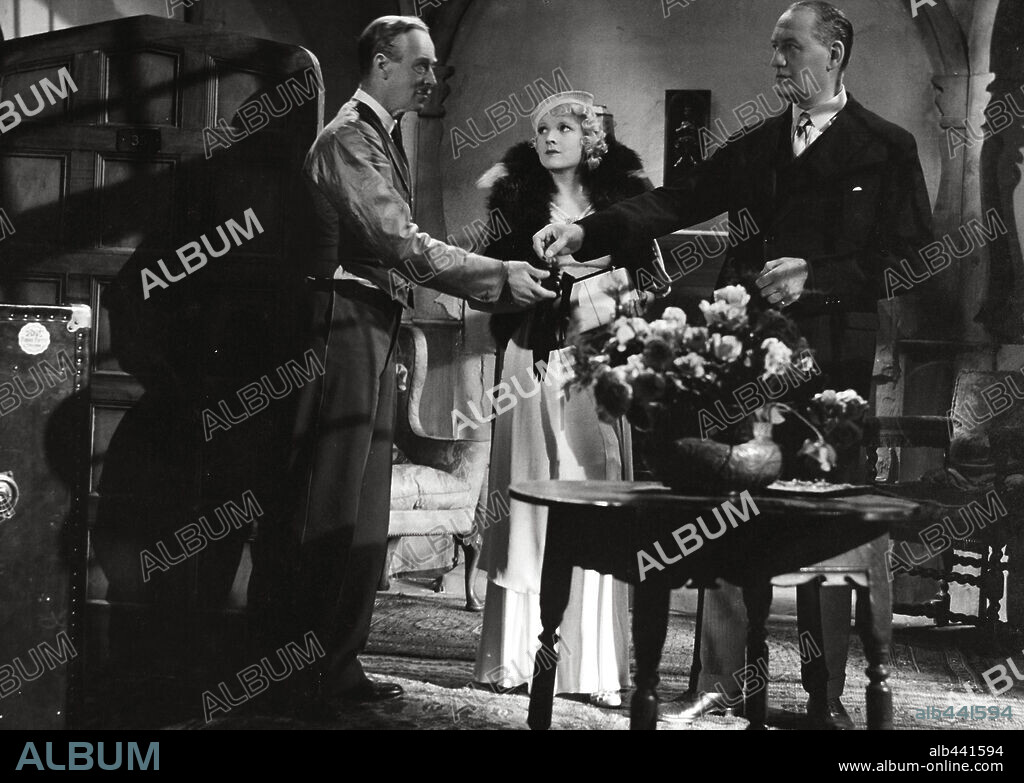 ANNA Q. NILSSON, H. B. WARNER and PETER PENROSEN in SORRELL AND SON, 1927, directed by HERBERT BRENON. Copyright UNITED ARTISTS.
