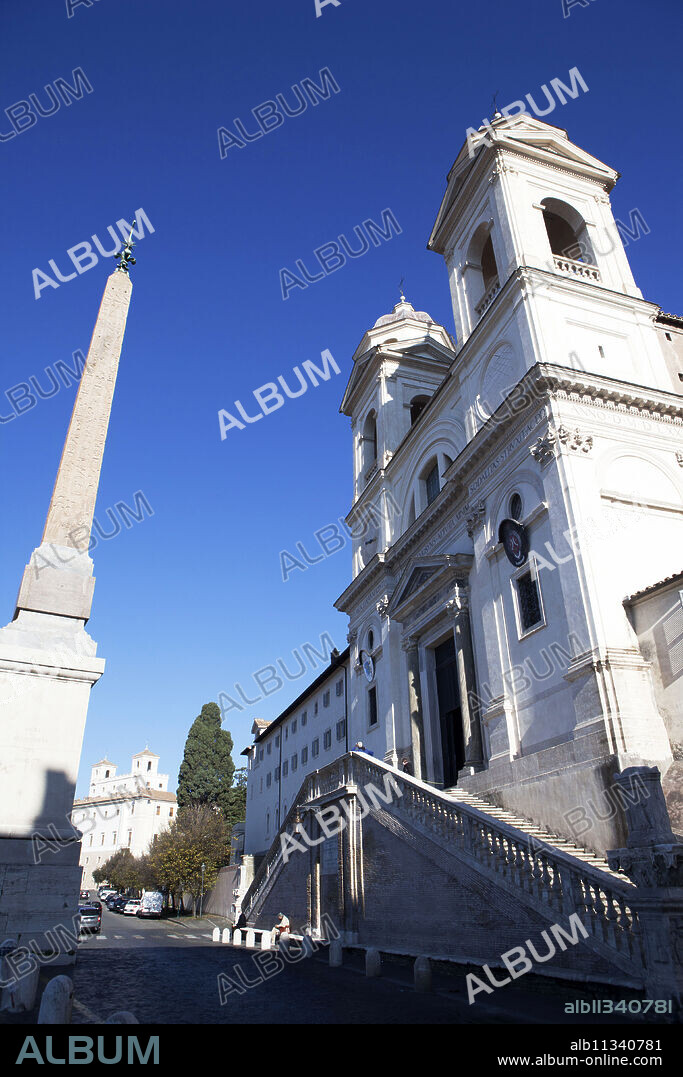 The Church of Trinite dei Monti at the top of the Spanish Steps, Rome, Lazio, Italy, Europe.