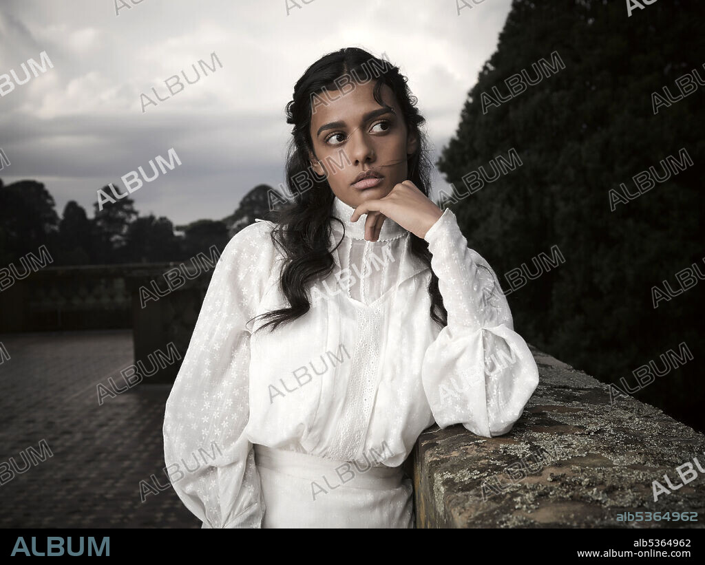 MADELEINE MADDEN in PICNIC AT HANGING ROCK, 2018, directed by AMANDA BROTCHIE, LARYSA KONDRACKI and MICHAEL RYMER. Copyright SCREEN AUSTRALIA.