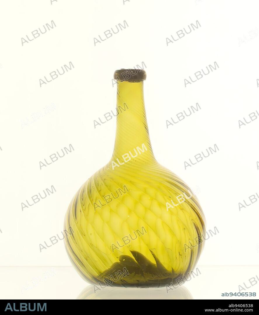Globular Bottle, 19th century, Zanesville Glass Manufacturing Company, (Zanesville, Ohio), 7 7/8 x 5 1/8 x 5 1/8 in. (20 x 13.02 x 13.02 cm), Glass, United States, 19th century.