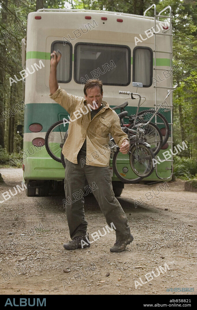 ROBIN WILLIAMS en VAYA VACACIONES, 2006 (R. V.), dirigida por BARRY SONNENFELD. Copyright COLUMBIA PICTURES / LEDERER, JOE.
