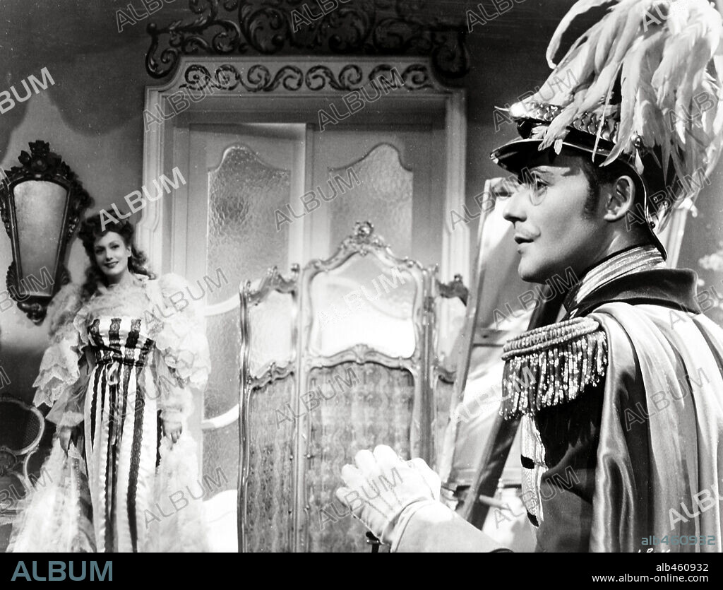 GERARD PHILIPE and ISA MIRANDA in ROUNDABOUT, 1950 (LA RONDE), directed by MAX OPHÜLS. Copyright SACHA GORDINE PRODS.