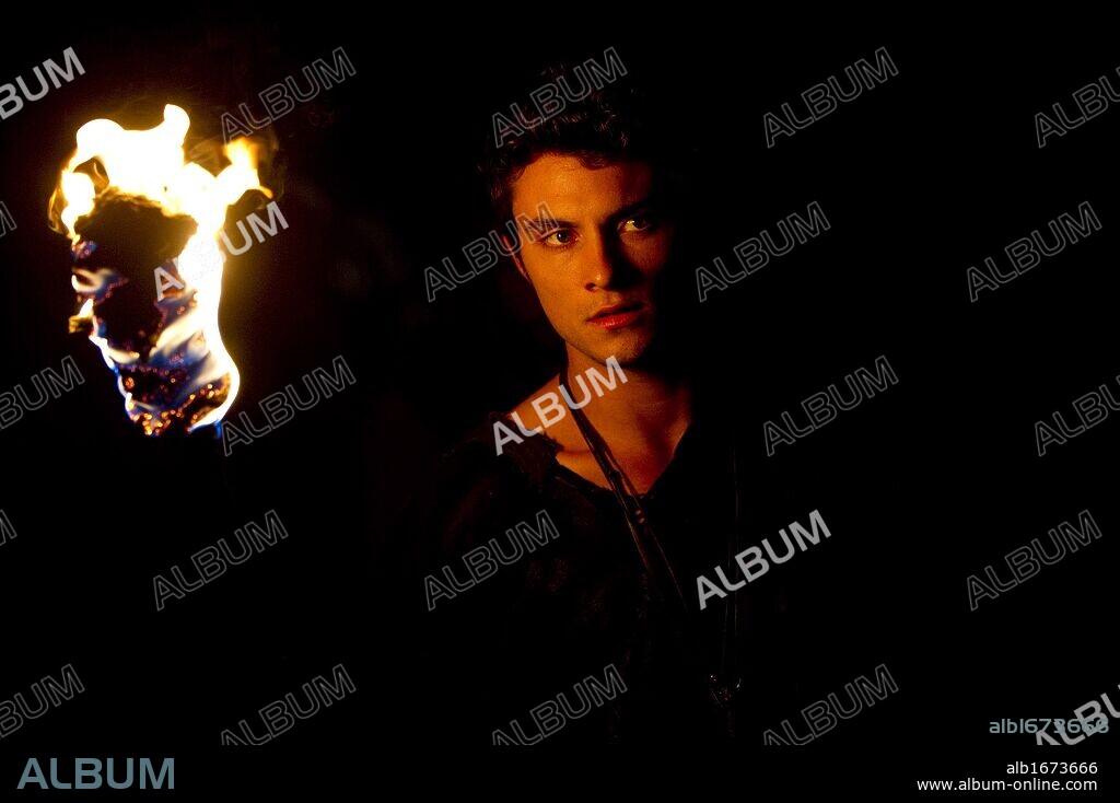 SHILOH FERNANDEZ in RED RIDING HOOD, 2011, directed by CATHERINE HARDWICKE. Copyright WARNER BROS. PICTURES / FRENCH, KIMBERLEY.