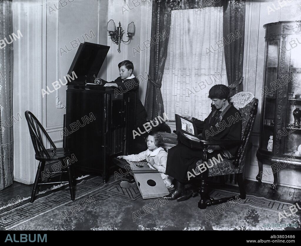 Mrs. Edwin Denby and her children, Edwin Jr. and Marion. Edwin Denby (February 18, 1870 - February 8, 1929) was an American lawyer and politician who served as Secretary of the Navy in the administrations of Warren G. Harding and Calvin Coolidge from 1921 to 1924. He also played a notable role in the infamous Teapot Dome scandal which took place during the Harding presidency. Uncredited photographer, dated February 12, 1923.