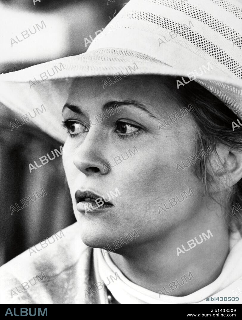 FAYE DUNAWAY in THE CHAMP, 1979, directed by FRANCO ZEFFIRELLI. Copyright M.G.M.
