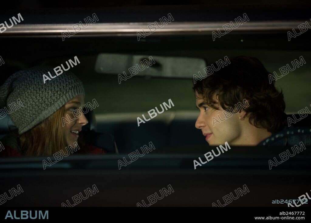 CHLOE GRACE MORETZ and JAMIE BLACKLEY in IF I STAY, 2014, directed by R. J. CUTLER. Copyright NEW LINE CINEMA / WARNER BROS.
