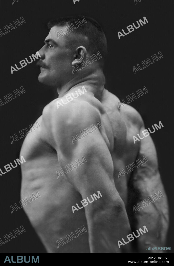 BOUCLE. Flexing Triceps, Deltoids, and Trapezius. 2012