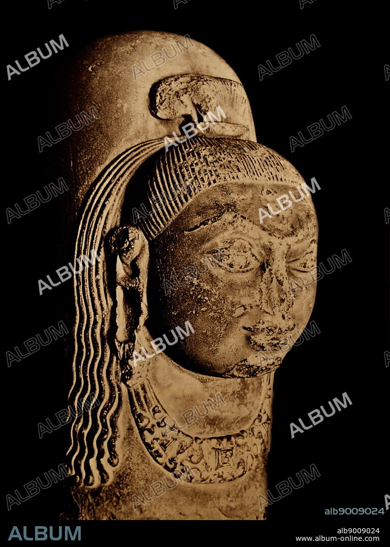 Ekamukha linga of Lord Shiva at Udayagiri; India, 4th century A.D.