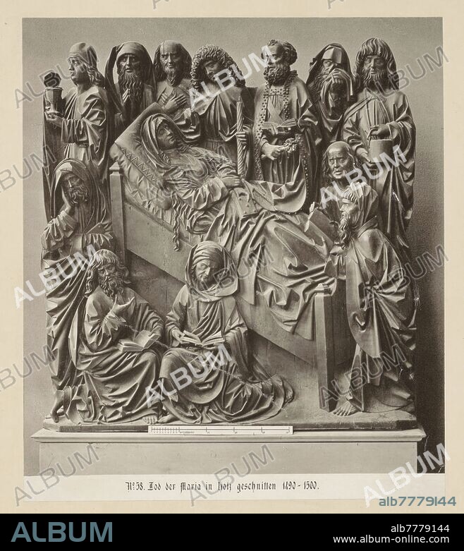 Carved wood depicting Death of Maria Tod der Maria in Holz knotted ( title on object), Tod der Maria in Holz shot 1490-1500, piece of sculpture, reproduction of a piece of sculpture, Johann Baptist Obernetter (attributed to), 1869 - 1887, paper, cardboard, collotype, h 224 mm × w 195 mm.