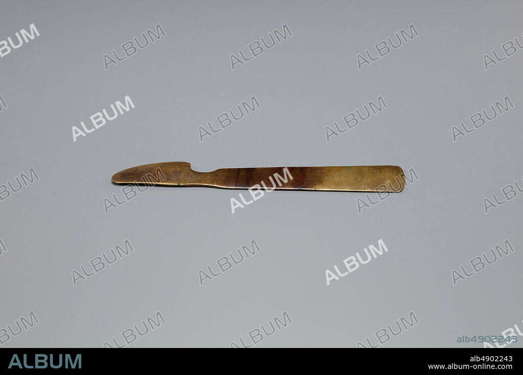 Knife Razor, New Kingdom, Dynasty 18, ca. 15501295 B.C., From Egypt, Upper Egypt, Thebes, Stone, cloth, bronze or copper alloy, l. 16.3 cm (6 7/16 in).