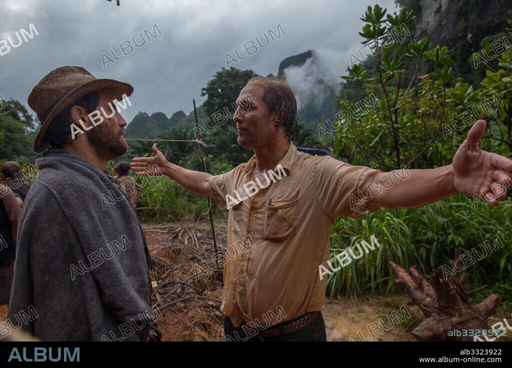 EDGAR RAMIREZ and MATTHEW McCONAUGHEY in GOLD, 2016, directed by STEPHEN GAGHAN. Copyright BLACK BEAR PICTURES/HWY61/LIVING FILMS.