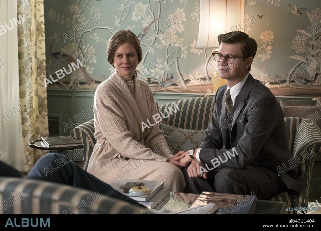 ANSEL ELGORT and NICOLE KIDMAN in THE GOLDFINCH, 2019, directed by JOHN CROWLEY. Copyright WARNER BROS.