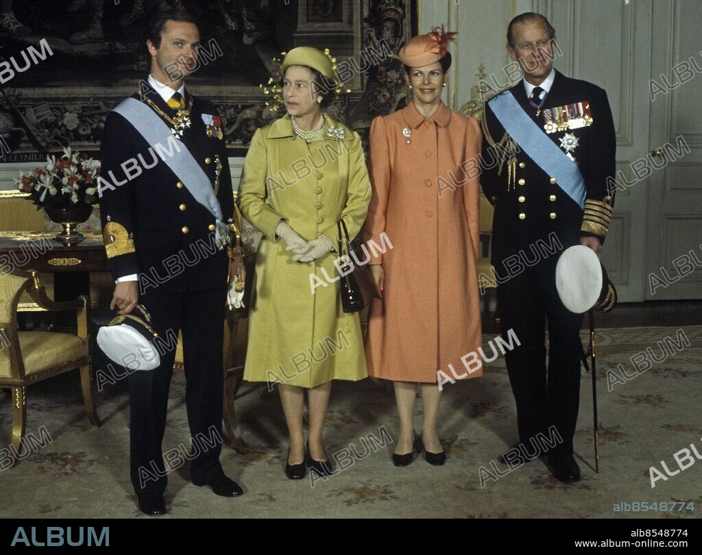 FILE 1983-05-25. Queen Elizabeth II and Prince Philip of England posing with their royal Swedish host couple King Carl Gustaf och Queen Silvia at the Royal Palace in Stockholm, after arrival in Stockholm, Sweden on May 25, 1983. The British royal couple is in Sweden on a four-day official state visit May 25 to 28. Photo: Jan Collsioo / SCANPIX SWEDEN / Code: 1001.